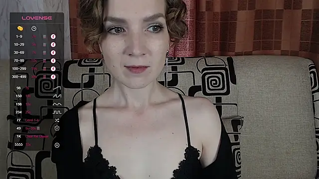 Snapshot of TinaWince chatting on 06-07-26, 05:00 TinaWince online show from 06-07-26, 05:00