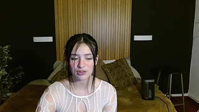 Snapshot of dafne_bss chatting on 02-06-25, 08:18 dafne bss online show from 02-06-25, 08:18