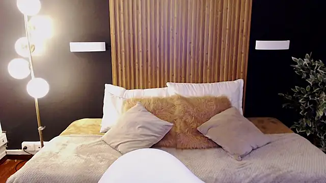 Snapshot of dafne_bss chatting on 03-18-25, 05:31 dafne bss online show from 03-18-25, 05:31