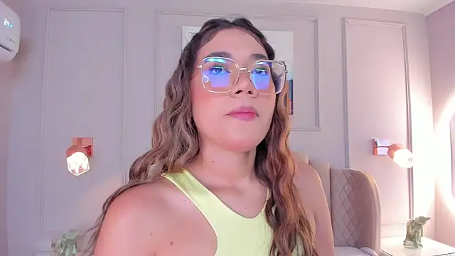 Snapshot of mara_brooks chatting on 01-19-25, 04:46 mara brooks online show from 01-19-25, 04:46