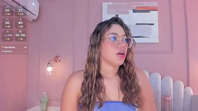 Snapshot of mara_brooks chatting on 01-26-25, 01:31 mara brooks online show from 01-26-25, 01:31