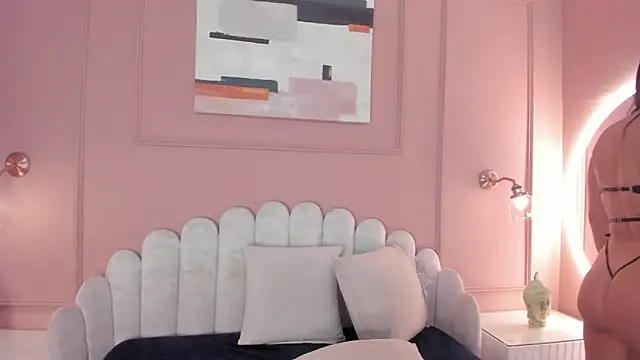 Snapshot of mara_brooks chatting on 09-23-25, 07:39 mara brooks online show from 09-23-25, 07:39