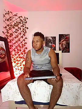 ARTHUR MINI online show from 10-08-25, 01:03