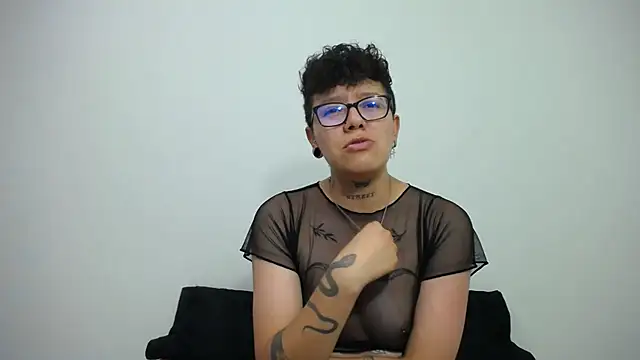 Snapshot of alex_noa chatting on 02-03-25, 07:42 alex noa online show from 02-03-25, 07:42