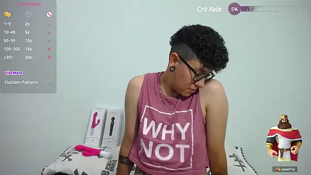 Snapshot of alex_noa chatting on 02-14-25, 10:14 alex noa online show from 02-14-25, 10:14