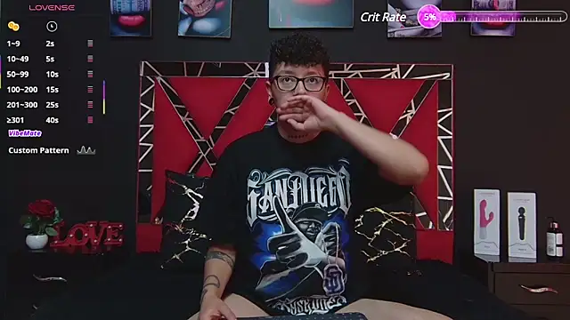 Snapshot of alex_noa chatting on 03-22-25, 07:20 alex noa online show from 03-22-25, 07:20