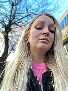 Snapshot of Teya_moon_ chatting on 12-03-24, 10:39 Teya moon  online show from 12-03-24, 10:39