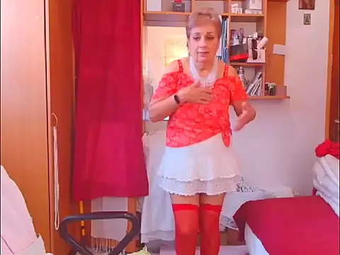 Snapshot of Victoria5643 chatting on 11-22-25, 08:57 Victoria5643 online show from 11-22-25, 08:57