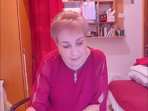 Snapshot of Victoria5643 chatting on 12-05-25, 02:03 Victoria5643 online show from 12-05-25, 02:03