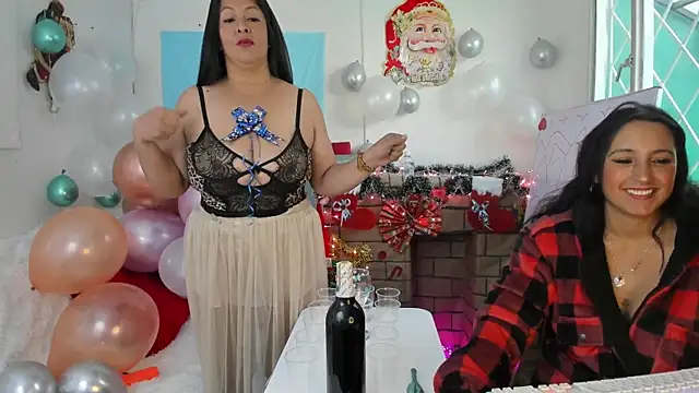 Snapshot of Catalina_JH chatting on 12-31-24, 12:25 Catalina JH online show from 12-31-24, 12:25