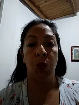 Snapshot of Catalina_JH chatting on 02-16-25, 05:15 Catalina JH online show from 02-16-25, 05:15