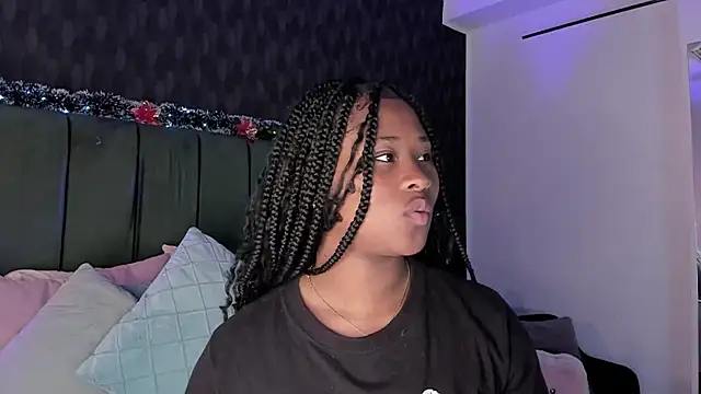 Anneth  M online show from 12-28-24, 07:54