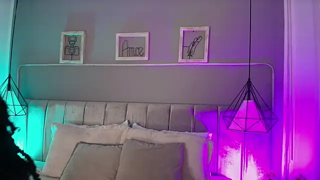 Anneth  M online show from 03-22-25, 07:53