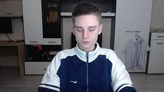 angryzan online show from 12-25-24, 05:05