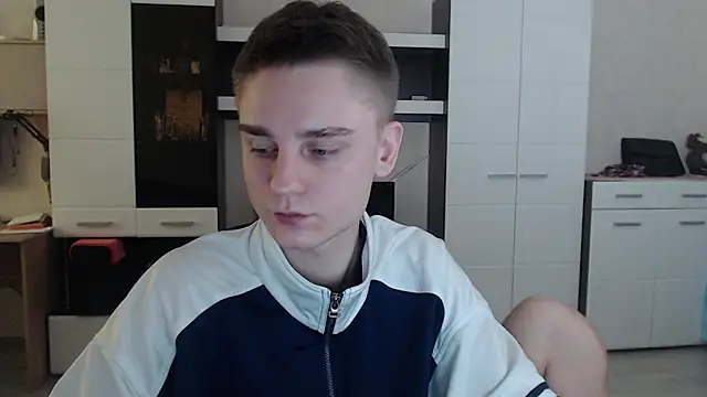 angryzan online show from 02-05-25, 08:21