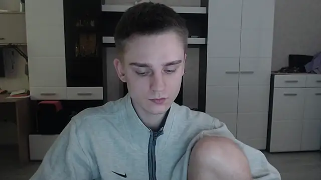 angryzan online show from 02-07-25, 11:01