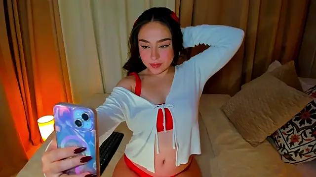 Snapshot of SofiMeza chatting on 03-04-25, 03:26 SofiMeza online show from 03-04-25, 03:26