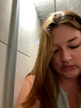 Sofia Queen17 online show from 11-13-25, 10:47