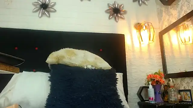 Snapshot of hairy_pussywet chatting on 01-04-25, 07:13 hairy pussywet online show from 01-04-25, 07:13