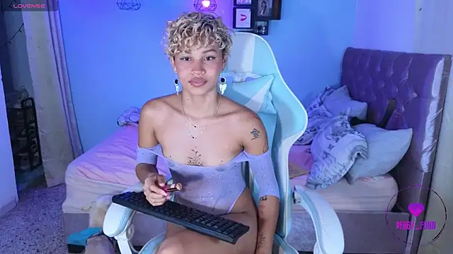 Peggy Funn online show from 01-08-25, 03:08