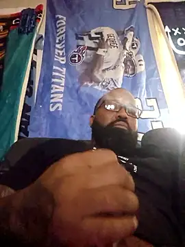 Snapshot of GallowayGooch1085 chatting on 02-01-26, 02:15 GallowayGooch1085 online show from 02-01-26, 02:15