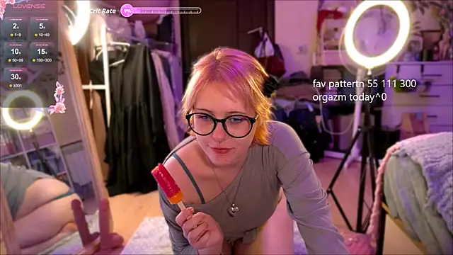 Snapshot of lily_noris chatting on 05-10-26, 07:08 lily noris online show from 05-10-26, 07:08