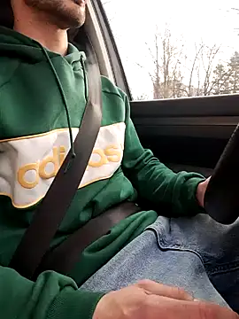 Zeefy online show from 02-24-25, 07:55