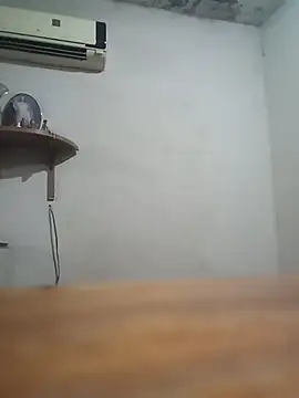 Rodrigo happy online show from 07-18-26, 04:05