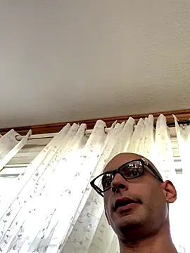 hailzeffn online show from 09-28-25, 03:17