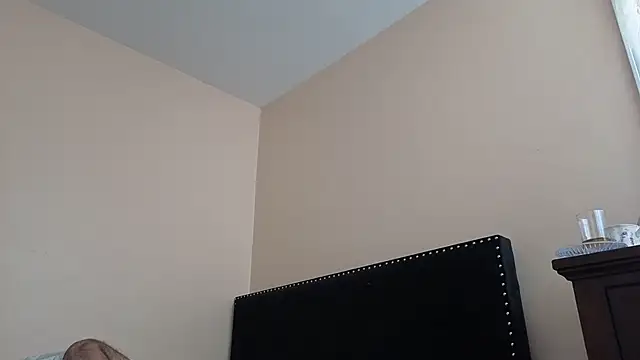 hailzeffn online show from 10-04-25, 05:22