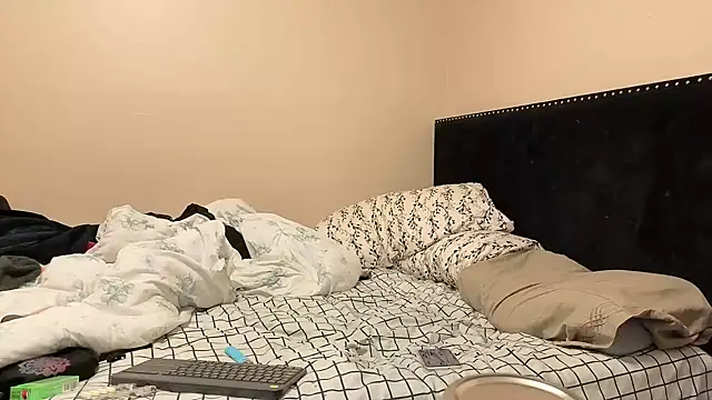 hailzeffn online show from 10-23-25, 07:18