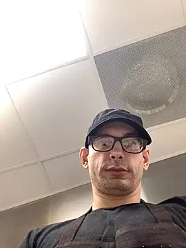 hailzeffn online show from 03-26-26, 02:44