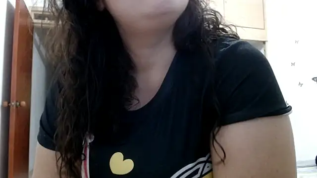 Snapshot of ladydeathz chatting on 01-12-25, 04:42 ladydeathz online show from 01-12-25, 04:42