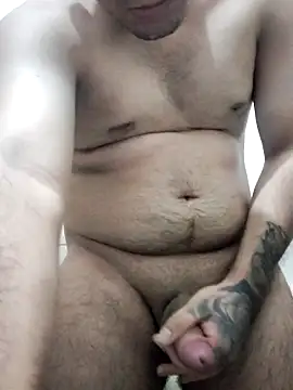 Snapshot of juanalge26 chatting on 03-29-26, 04:56 juanalge26 online show from 03-29-26, 04:56