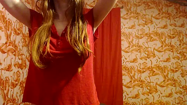 Snapshot of strawberrysmoothie chatting on 09-17-25, 03:19 strawberrysmoothie online show from 09-17-25, 03:19