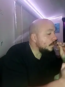 Spunonymous online show from 12-21-24, 03:25