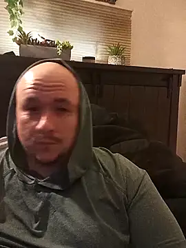 Snapshot of Spunonymous chatting on 12-14-25, 02:00 Spunonymous online show from 12-14-25, 02:00