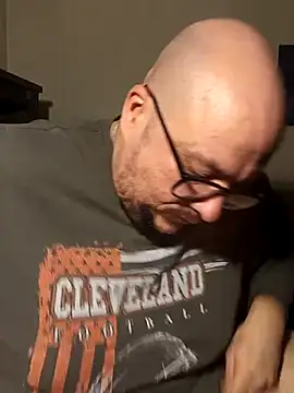 Snapshot of Spunonymous chatting on 01-11-26, 09:47 Spunonymous online show from 01-11-26, 09:47