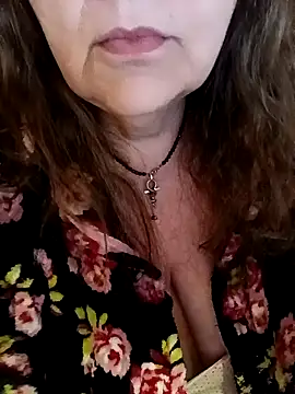 Snapshot of Snezhana chatting on 02-21-25, 09:22 Snezhana online show from 02-21-25, 09:22