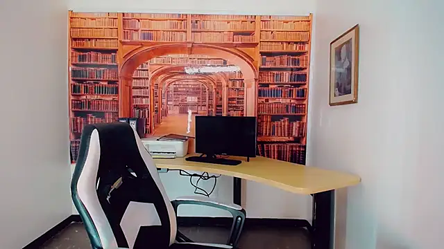 khiara moretti online show from 01-05-25, 01:35