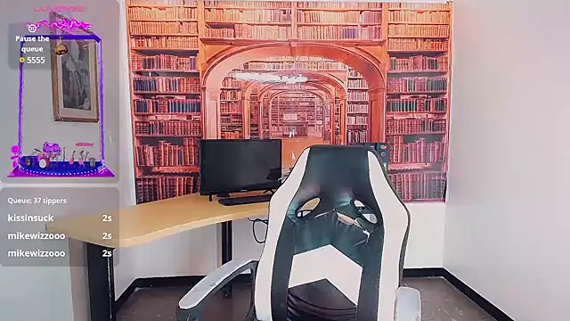 khiara moretti online show from 02-06-25, 07:29