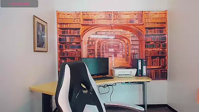 khiara moretti online show from 02-08-25, 07:38