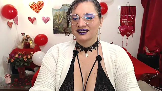 Snapshot of Aleja_Gonzales chatting on 02-12-25, 05:58 Aleja Gonzales online show from 02-12-25, 05:58