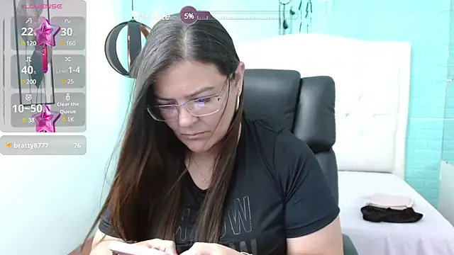 Snapshot of MsJossie chatting on 02-05-25, 02:40 MsJossie online show from 02-05-25, 02:40