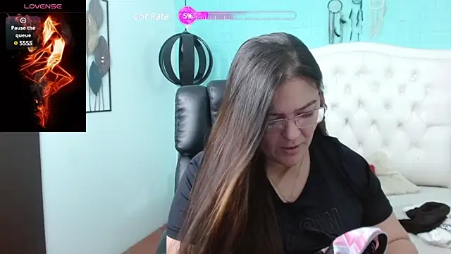 Snapshot of MsJossie chatting on 03-11-25, 03:37 MsJossie online show from 03-11-25, 03:37