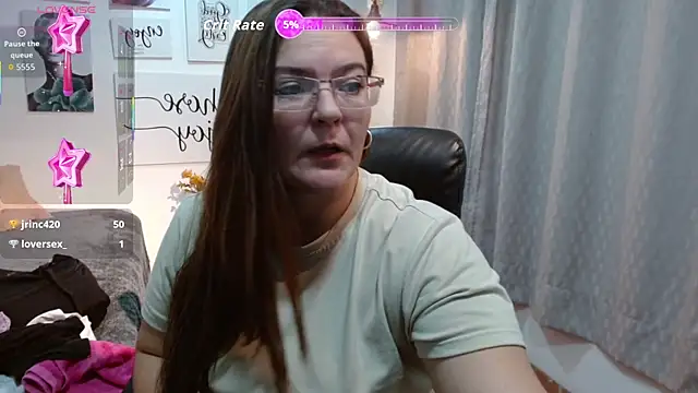 Snapshot of MsJossie chatting on 09-18-25, 08:55 MsJossie online show from 09-18-25, 08:55
