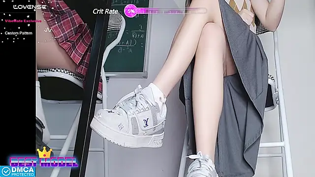 Snapshot of _Math_ chatting on 02-07-25, 03:34 Math online show from 02-07-25, 03:34