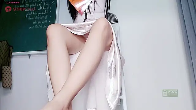 Snapshot of _Math_ chatting on 03-13-25, 03:54 Math online show from 03-13-25, 03:54