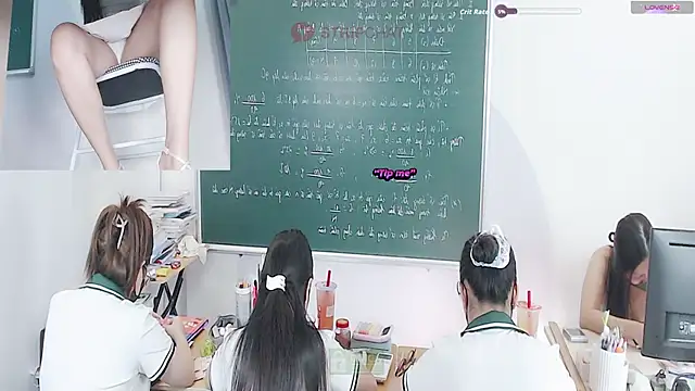 Snapshot of _Math_ chatting on 09-14-25, 08:02 Math online show from 09-14-25, 08:02