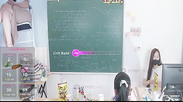 Snapshot of _Math_ chatting on 11-17-25, 10:37 Math online show from 11-17-25, 10:37